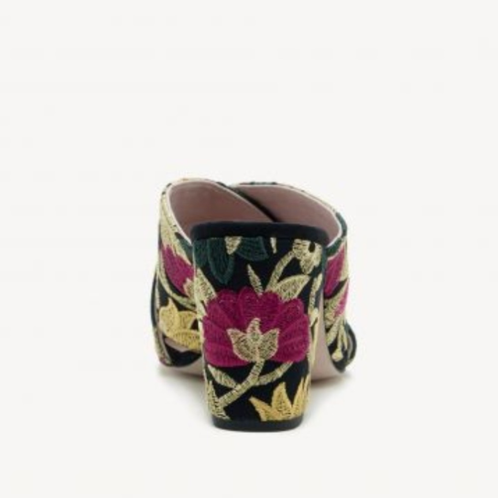 NWT | Sole Society Gold Embroidery Heel | Size 6.5 - Picture 5 of 5